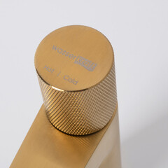 Смеситель для раковины WasserKraft Schunter однорычажный золото (8203) - фото 6