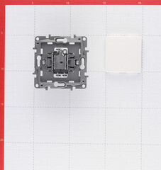 Переключатель Legrand Etika одноклавишный встраиваемый белый (672205) - фото 2