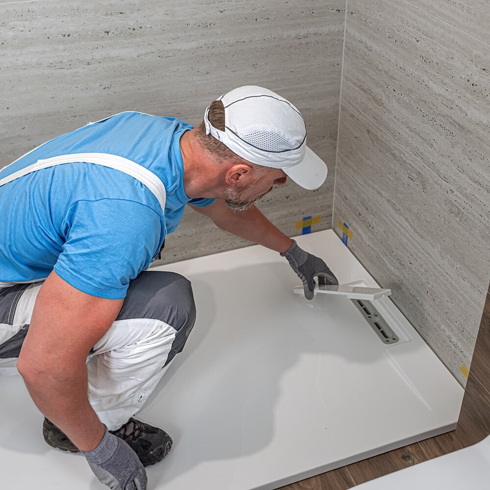 

Установка душевого поддона из акрила или стали