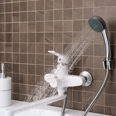 Смеситель для ванны РМС PL белый однорычажный с длинным изливом без лейки (PL6-006E) - фото 2