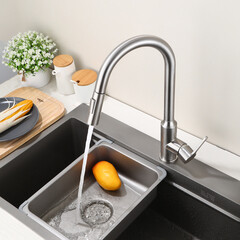 Смеситель для кухни Tokito нержавеющая сталь с высоким изливом с вытяжной лейкой однорычажный (TOK-AIS-1025SS) - фото 4