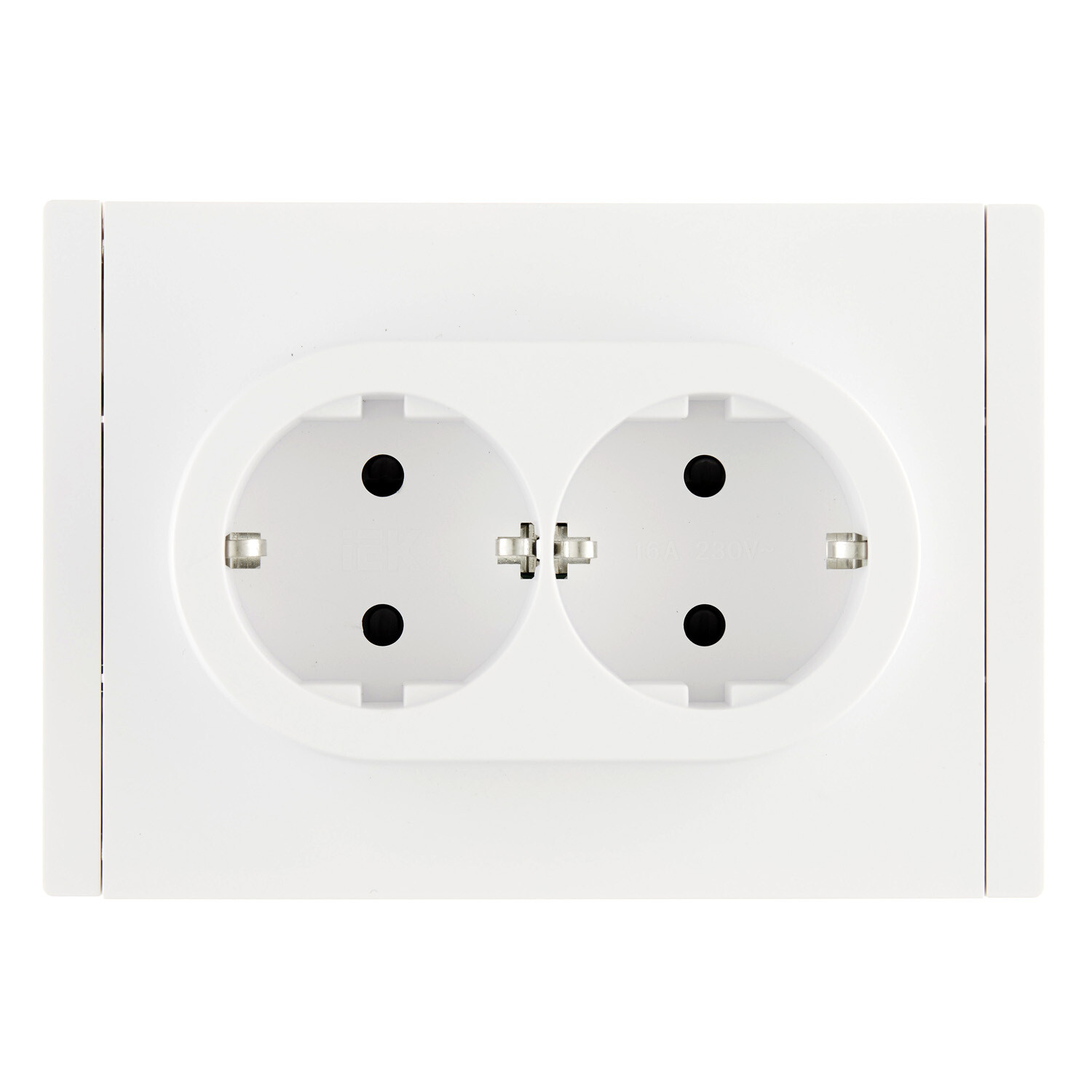 

Розетка IEK Forte&Piano FP223 встраиваемая белая со шторками (FP-R24-16-1-K01), Белый