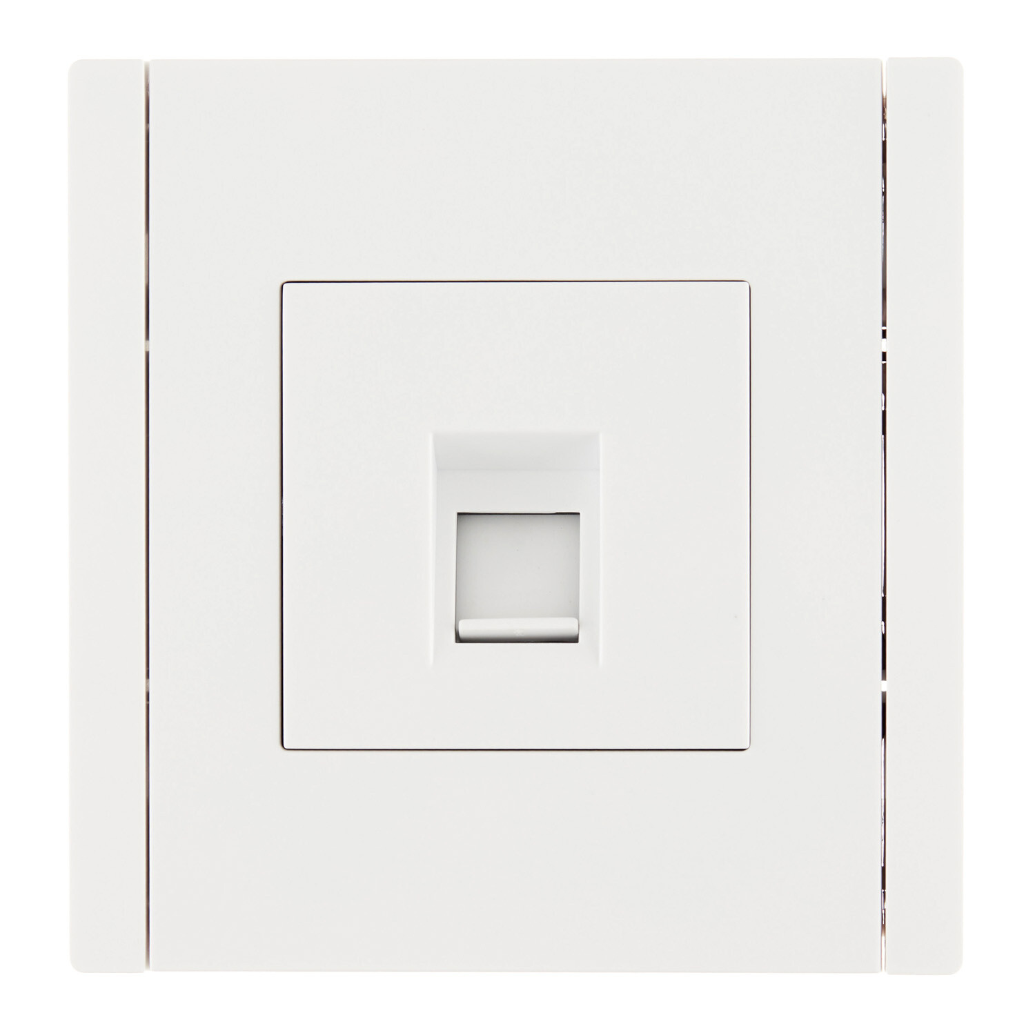 

Розетка компьютерная IEK Forte&Piano FP232 встраиваемая белая RJ45 (FP-K10-1-K01), Белый