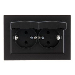 Розетка IEK Brite РСбш12-3-44-Бр встраиваемая черная с крышкой (BR-R26-16-44-K02-F) - фото 4