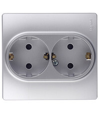 Розетка Legrand Etika встраиваемая алюминий со шторками (672433)