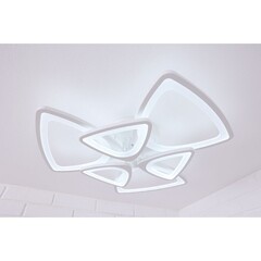 Люстра светодиодная потолочная Schaffner Peligroso 162 Вт 3000-6500К 18 кв.м (39083-3-3) - фото 5