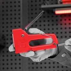 Степлер строительный для скоб Matrix (40907) тип 53 пластиковый - фото 2