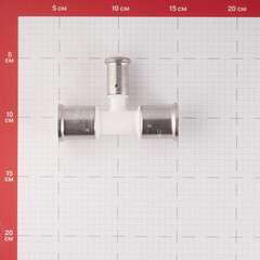 Тройник Henco (10PKW-261626) 26(пресс) х 16(пресс) х 26(пресс) PVDF белый - фото 2