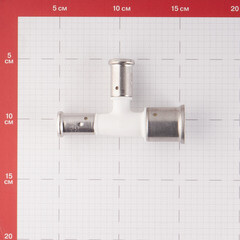 Тройник Henco (11PKW-261616) 26(пресс) х 16(пресс) х 16(пресс) PVDF белый - фото 2