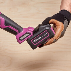 Шлифмашина угловая аккумуляторная КМ АТОМ 18 В d125 мм без АКБ и ЗУ (СAG-181/125BL) - фото 13