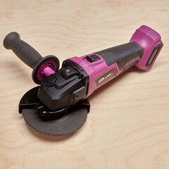 Шлифмашина угловая аккумуляторная КМ АТОМ 18 В d125 мм без АКБ и ЗУ (СAG-181/125BL) - фото 2