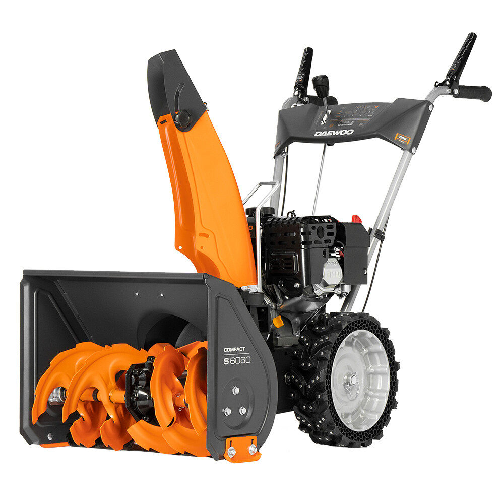 Изображение товара Бензиновый снегоуборщик Daewoo S 6060 мощный и надежный для зимней уборки