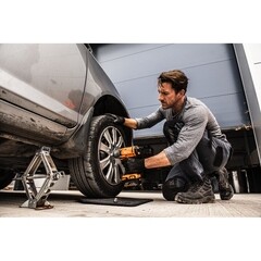 Гайковерт ударный аккумуляторный бесщеточный AEG Проф BSS18C12ZBL LI-402C 18 В 4 Ач Li-Ion 2 АКБ и ЗУ (16313057) - фото 5