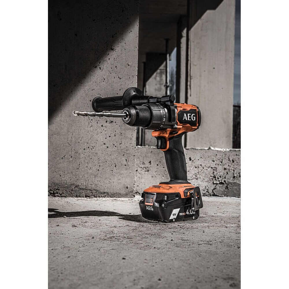 

Дрель-шуруповерт ударная аккумуляторная бесщеточная AEG Проф BSB18C3BL-402C 18 В 4 Ач Li-Ion 2 АКБ и ЗУ (15703839)