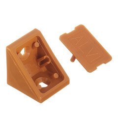 Уголок мебельный пластиковый 21х21х21 мм бук с шурупом (6 шт.) - фото 4