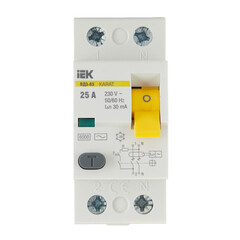 УЗО IEK Karat ВД3-63 25А 1P+N тип AC 30 мА 6 кА (MDV20-2-025-030) - фото 1
