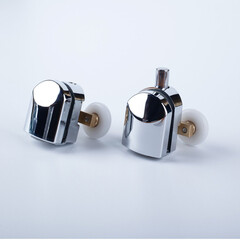 Комплект роликов для двери Iddis Optima Home d23 мм стекло 5-6 мм двойные эксцентриковые хром - фото 10