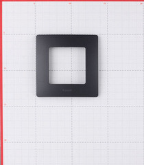 Рамка Legrand Etika одноместная антрацит (672581) - фото 2