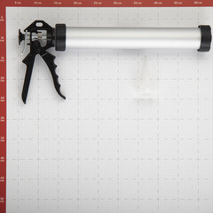 Пистолет для герметика закрытый 600 мл Hesler - фото 5