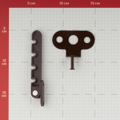 Ограничитель открывания створки Гребенка ПВХ коричневый - фото 2