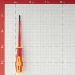 Отвертка диэлектрическая плоская 4х100 мм 1000 В Кобальт (646-447) - фото 2