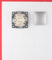 Переключатель Legrand Valena одноклавишный встраиваемый алюминий (694338) - фото 2