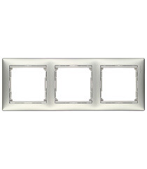 Изображение товара Рамка Legrand Valena трехместная алюминий (694332)