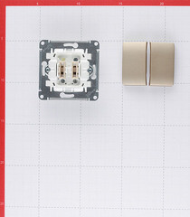 Выключатель Systeme Electric Glossa двухклавишный встраиваемый титан (GSL000451) - фото 5