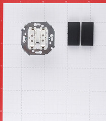 Переключатель Simon 15 двухклавишный встраиваемый графит (1591397-038) - фото 2
