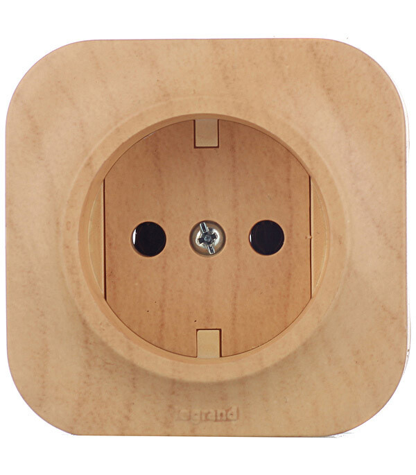 Изображение товара Розетка Legrand Quteo накладная деревянная 782270 для сухих помещений