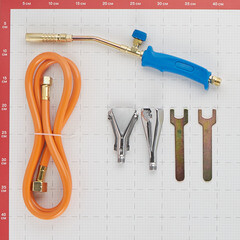 Горелка кровельная Rexant ГВП-400К 50 см с 3 насадками и шлангом - фото 6