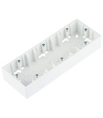 Коробка монтажная Simon 15 трехместная накладная белая (1590753-030) - фото 2