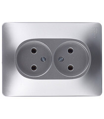 Изображение товара Розетка Systeme Electric Glossa встраиваемая алюминий (GSL000320)