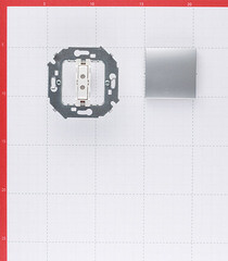 Выключатель Simon 15 одноклавишный встраиваемый алюминий (1591101-033) - фото 2