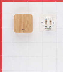 Выключатель Systeme Electric Blanca двухклавишный накладной ясень с подсветкой (BLNVA105115) - фото 3