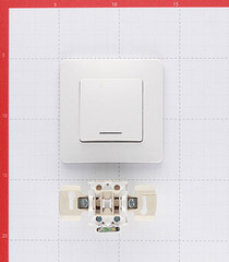 Выключатель Systeme Electric Blanca одноклавишный встраиваемый белый с подсветкой (BLNVS010111) - фото 2