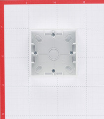 Коробка монтажная Simon 15 накладная белая (1590751-030) - фото 4