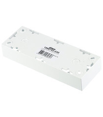 Коробка монтажная Simon 15 трехместная накладная белая (1590753-030) - фото 4